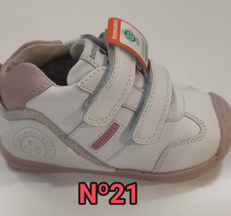 Zapato blanco con velcro Biomecanics nº21