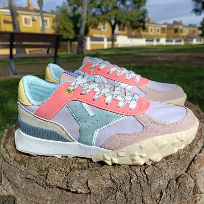 Zapatillas multicolor pastel